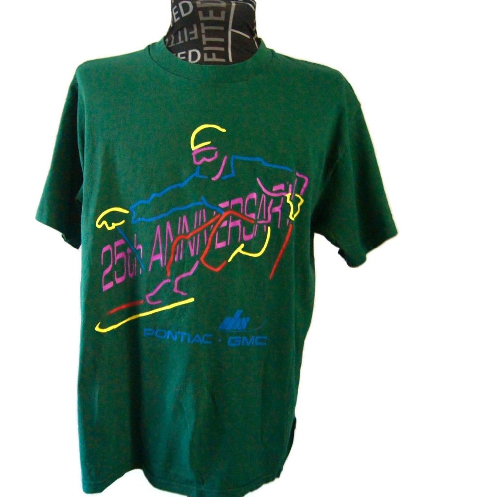 Vintage 90s Winter Carnival '98 T Shirt Size Large Hanes Heavyweight